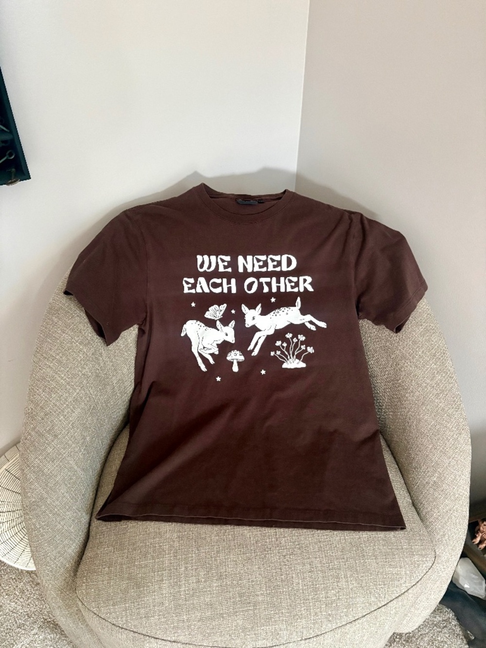 NWOT• Sister Nettle We Need Each Other Deer T shirt•